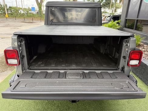 Used 2020 Jeep Gladiator Sport w/ Quick Order Package 24S AWD/4WD image 33