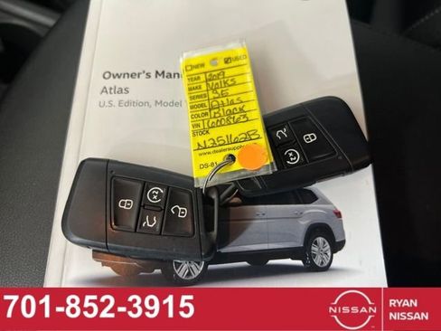 Used 2019 Volkswagen Atlas SE w/ Towing Package image 17