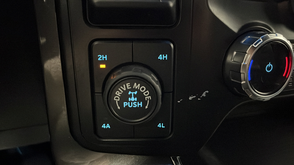 Used 2023 Ford F150 Lariat AWD/4WD image 27