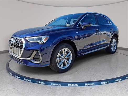 New 2025 Audi Q3 2.0T Premium image 1