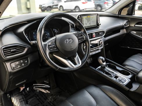 Used 2019 Hyundai Santa Fe AWD image 2