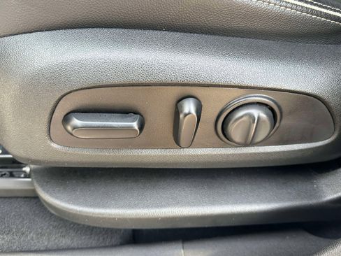 Used 2020 GMC Terrain Denali image 25