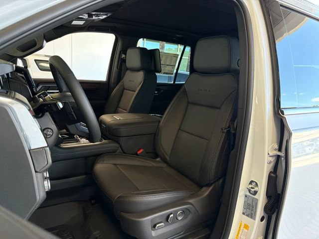 New 2026 GMC Yukon Denali w/ Denali Reserve Package AWD/4WD image 15