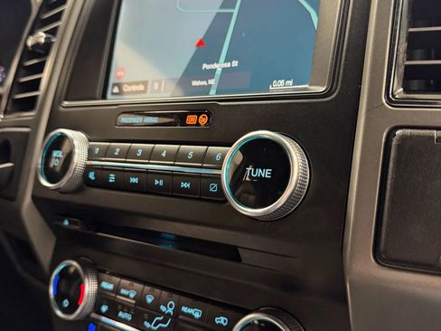 Used 2018 Ford Expedition Max XLT w/ Equipment Group 202A image 29