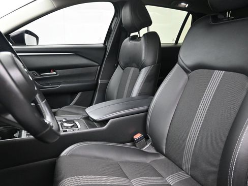 Used 2024 MAZDA CX-50 AWD 2.5 S w/ Premium Package image 11