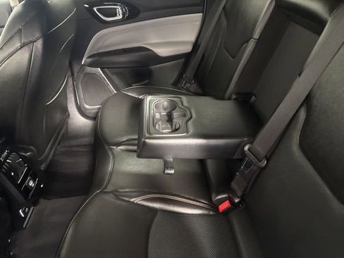 Used 2022 Jeep Compass Limited AWD/4WD image 27