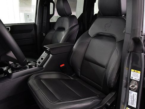 New 2025 Ford Bronco Big Bend w/ Black Diamond Package image 27