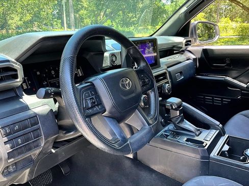 Used 2024 Toyota Tacoma SR RWD image 14