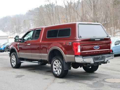 Used 2017 Ford F250 Lariat w/ Chrome Package image 6