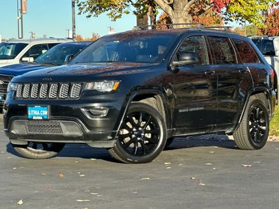 Used 2018 Jeep Grand Cherokee Altitude