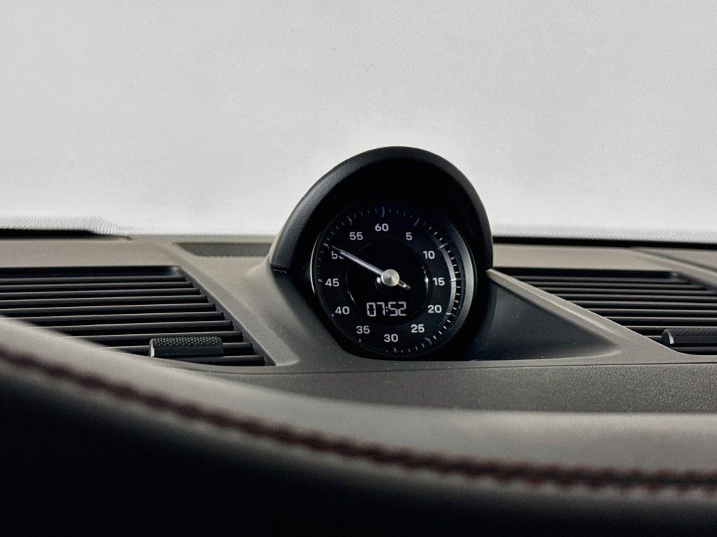 Certified 2022 Porsche 911 Carrera S RWD image 25