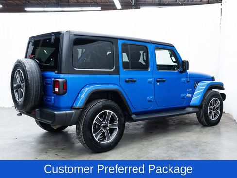 Used 2023 Jeep Wrangler Unlimited Sahara AWD/4WD image 6
