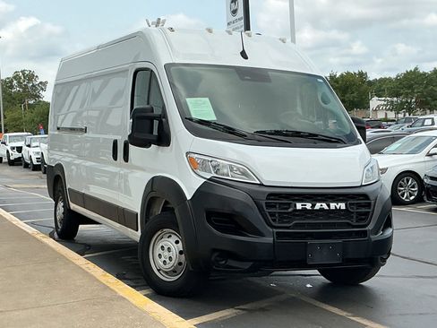 Used 2023 RAM ProMaster 2500 FWD image 2