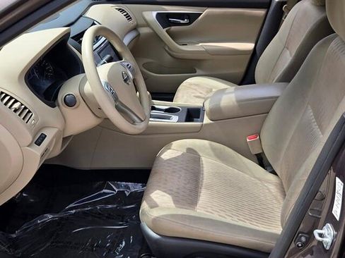 Used 2017 Nissan Altima 2.5 S w/ Power Driver Seat Package FWD image 10