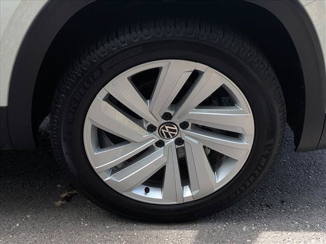 Used 2021 Volkswagen Atlas SEL AWD/4WD image 7