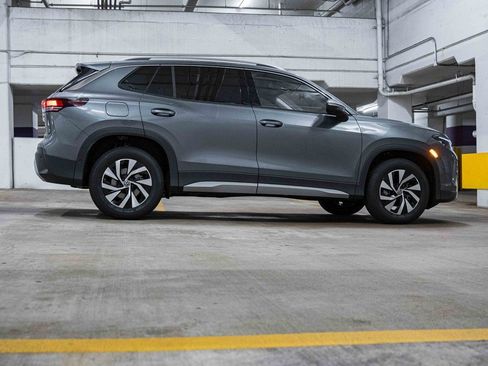 New 2025 Volkswagen Tiguan S image 7