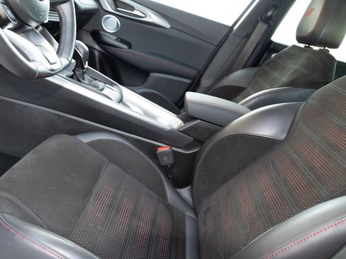 Used 2024 Dodge Hornet R/T Plus image 10