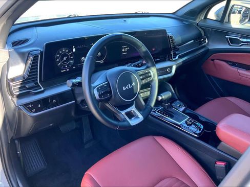 Used 2024 Kia Sportage SX image 17