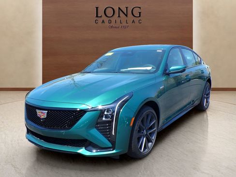 New 2026 Cadillac CT5 V AWD/4WD image 1