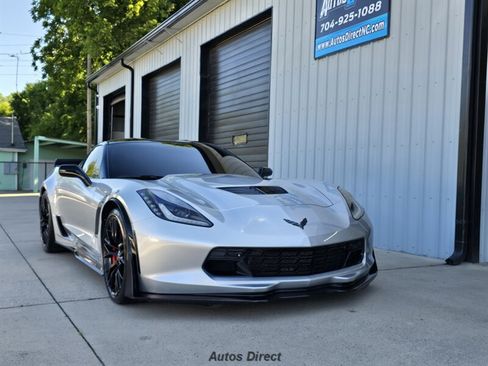 Used 2016 Chevrolet Corvette Z06 w/ Z07 Performance Package RWD image 20
