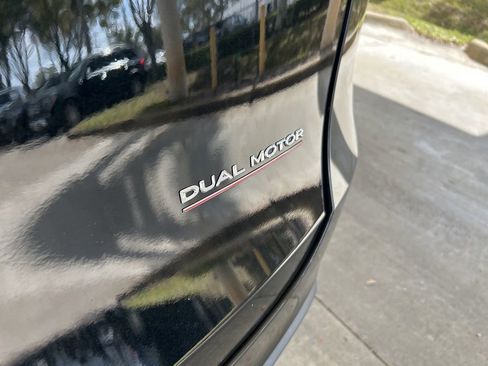 Used 2022 Tesla Model Y Performance image 21