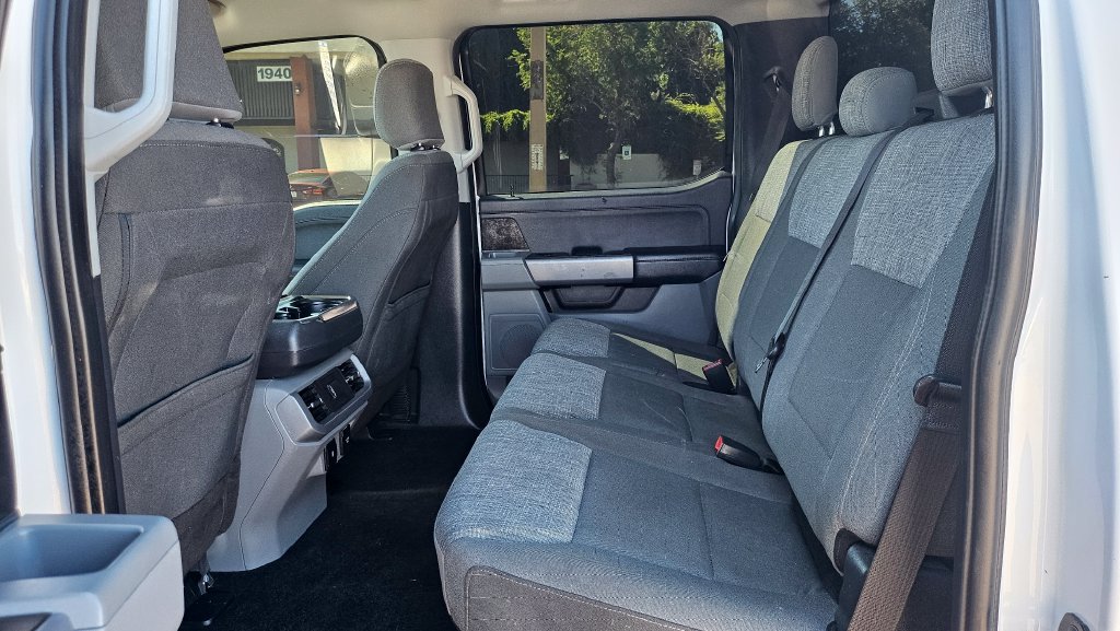 Used 2022 Ford F150 Lightning XLT AWD/4WD image 24