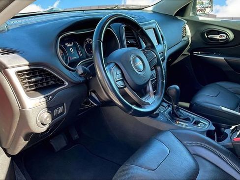 Used 2020 Jeep Cherokee Latitude Lux w/ Quick Order Package 2YH Lux image 13