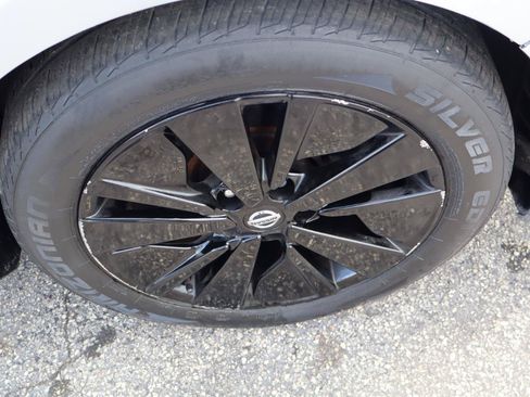 Used 2020 Nissan Altima 2.5 SL FWD image 35