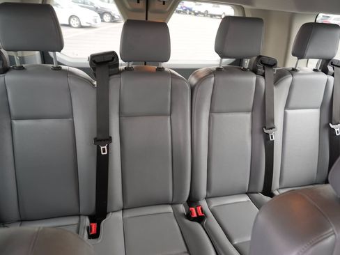 Used 2018 Ford Transit 350 XL RWD image 23