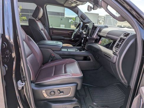 Used 2025 RAM 1500 Limited AWD/4WD image 31