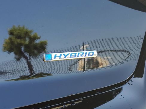Used 2025 Honda Accord EX-L image 9