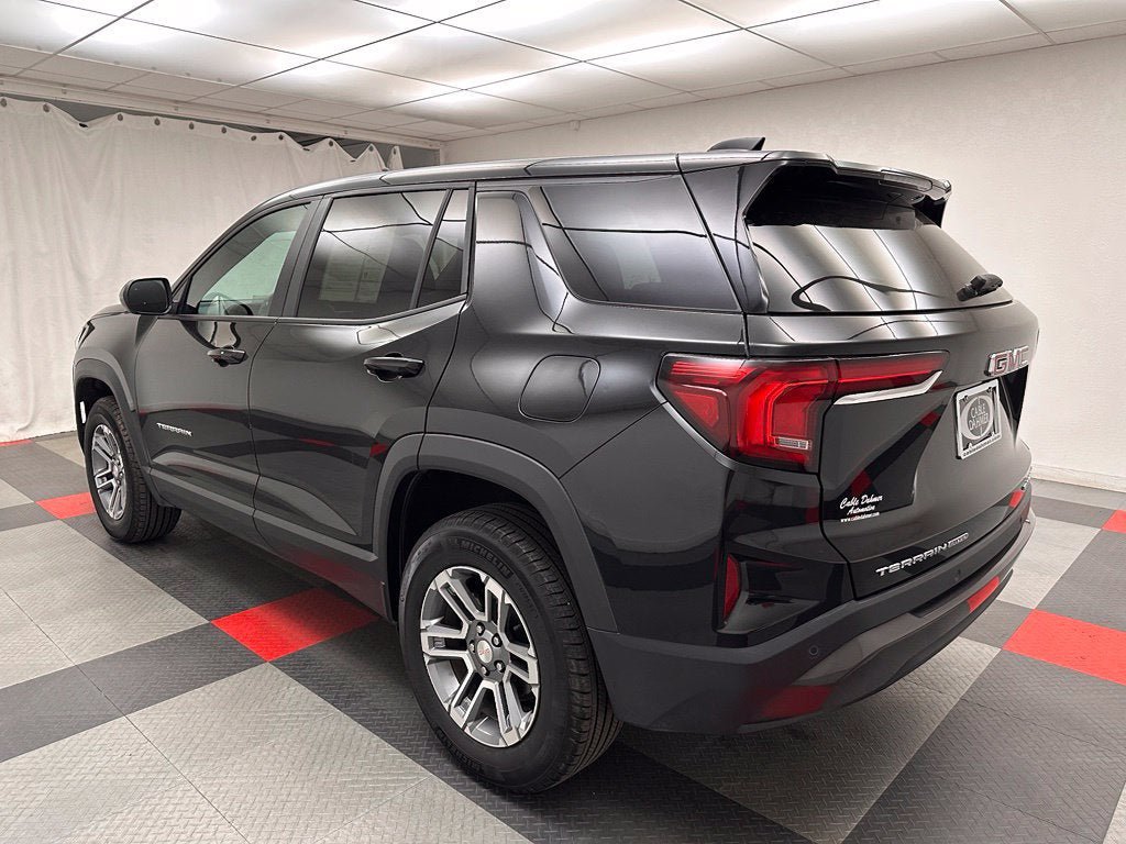 Used 2026 GMC Terrain Elevation AWD/4WD image 4