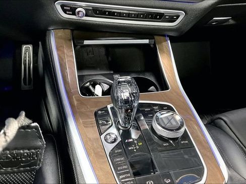 Used 2020 BMW X5 M50i w/ Premium Package image 17