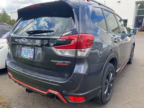 Used 2023 Subaru Forester Sport image 2