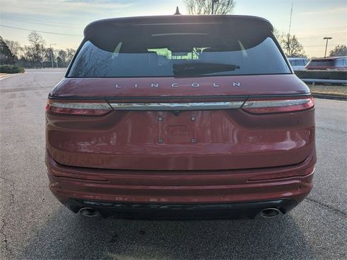 Used 2024 Lincoln Corsair Reserve w/ Equipment Group 202A image 4