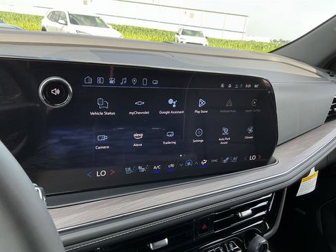 New 2025 Chevrolet Suburban Premier w/ Sun And Tow Package image 31