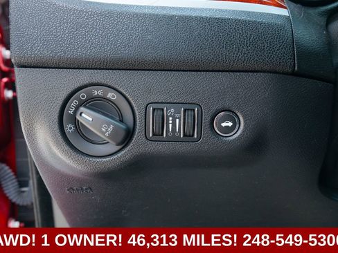 Used 2014 Chrysler 300 AWD w/ Driver Convenience Group image 22
