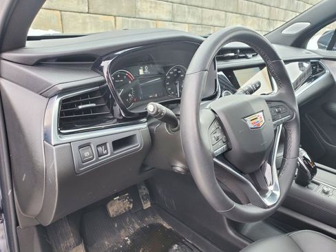 Certified 2024 Cadillac XT6 Premium Luxury w/ LPO, Floor Liner Package image 18