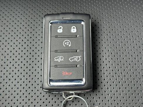 New 2026 Jeep Grand Wagoneer L Summit AWD/4WD image 24