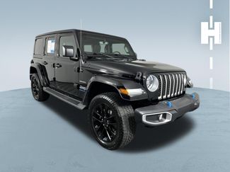 Used 2023 Jeep Wrangler Unlimited Sahara w/ Cold Weather Group AWD/4WD video 1