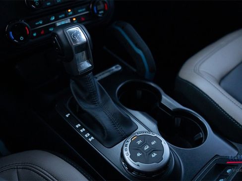 Certified 2023 Ford Bronco Wildtrak image 20