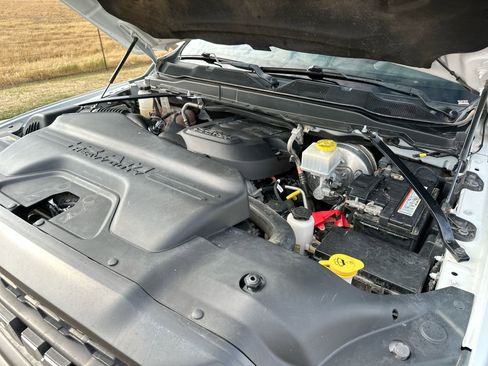 Used 2022 RAM 2500 Tradesman image 25