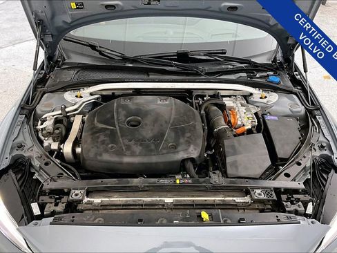 Used 2024 Volvo V60 T8 Polestar image 12