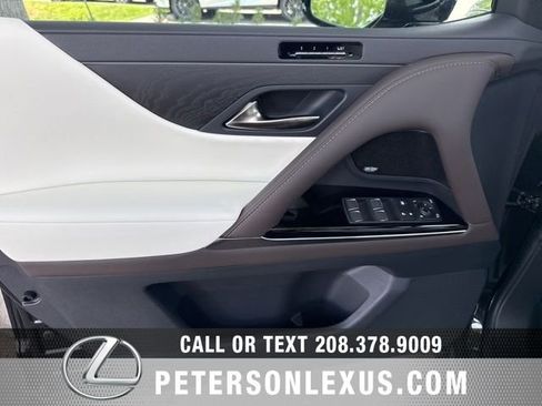New 2026 Lexus LX 600 4WD w/ Luxury Package image 22