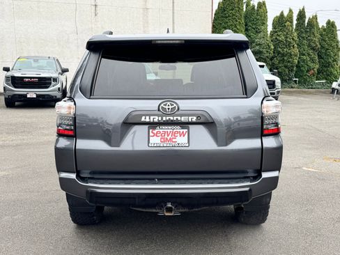 Used 2016 Toyota 4Runner TRD Pro image 6