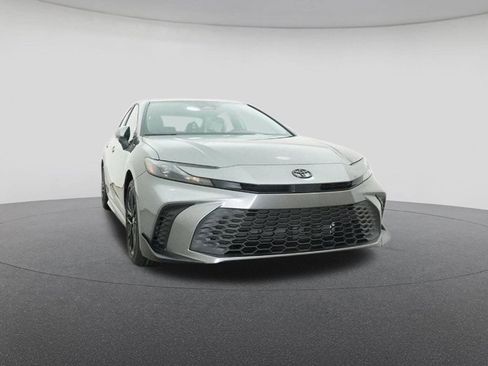 New 2026 Toyota Camry SE image 30