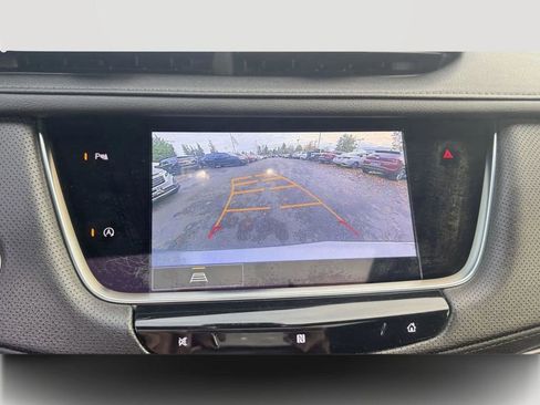 Used 2021 Cadillac XT5 Premium Luxury image 25