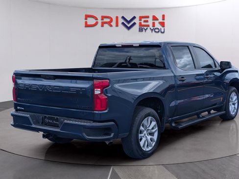 Used 2021 Chevrolet Silverado 1500 Custom w/ LPO, Dark Essentials Package image 5