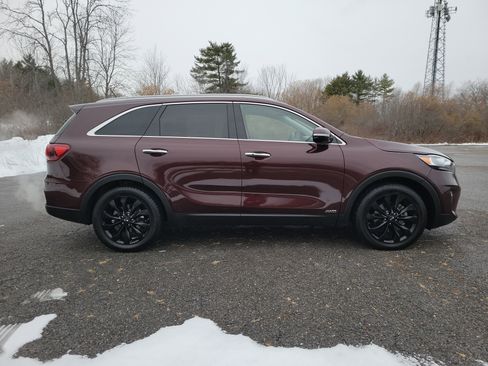 Used 2020 Kia Sorento EX image 4