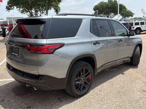 Used 2023 Chevrolet Traverse Premier w/ Redline Edition FWD image 3